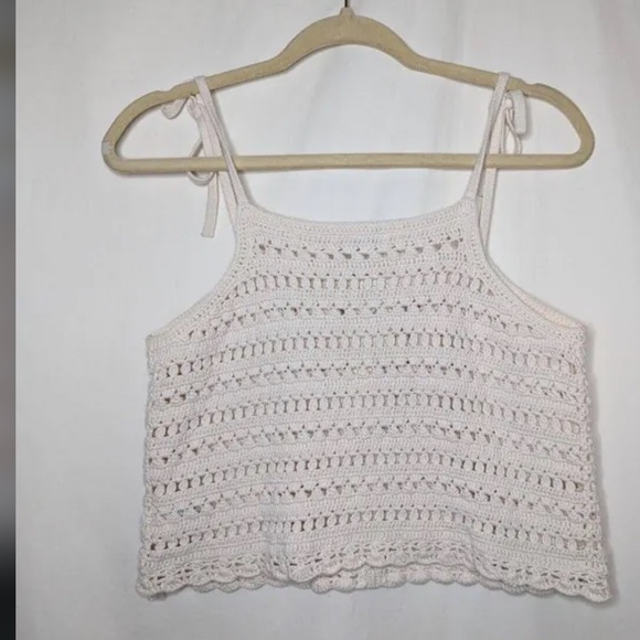 American Eagle cream crochet sweater tank top - Picture 3 of 6
